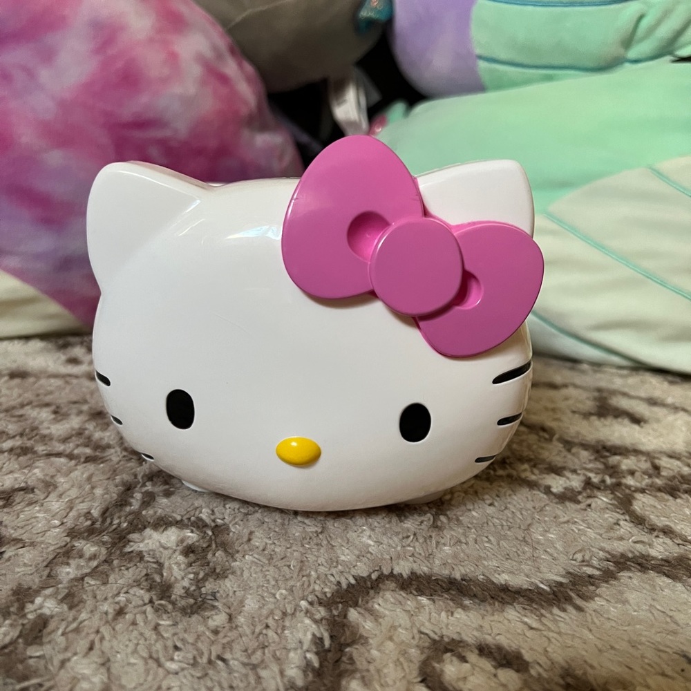 Hello Kitty Container
